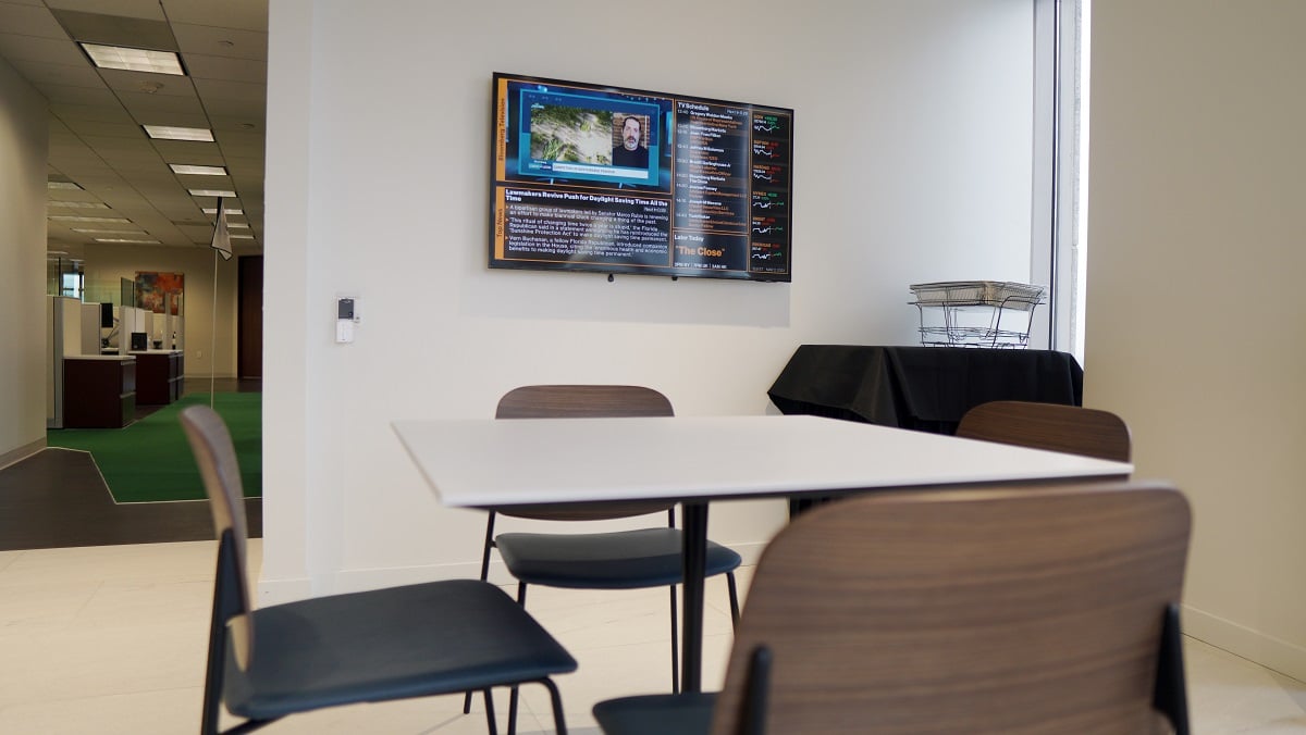 digital signage 2 thumb digital signage 2 thumb