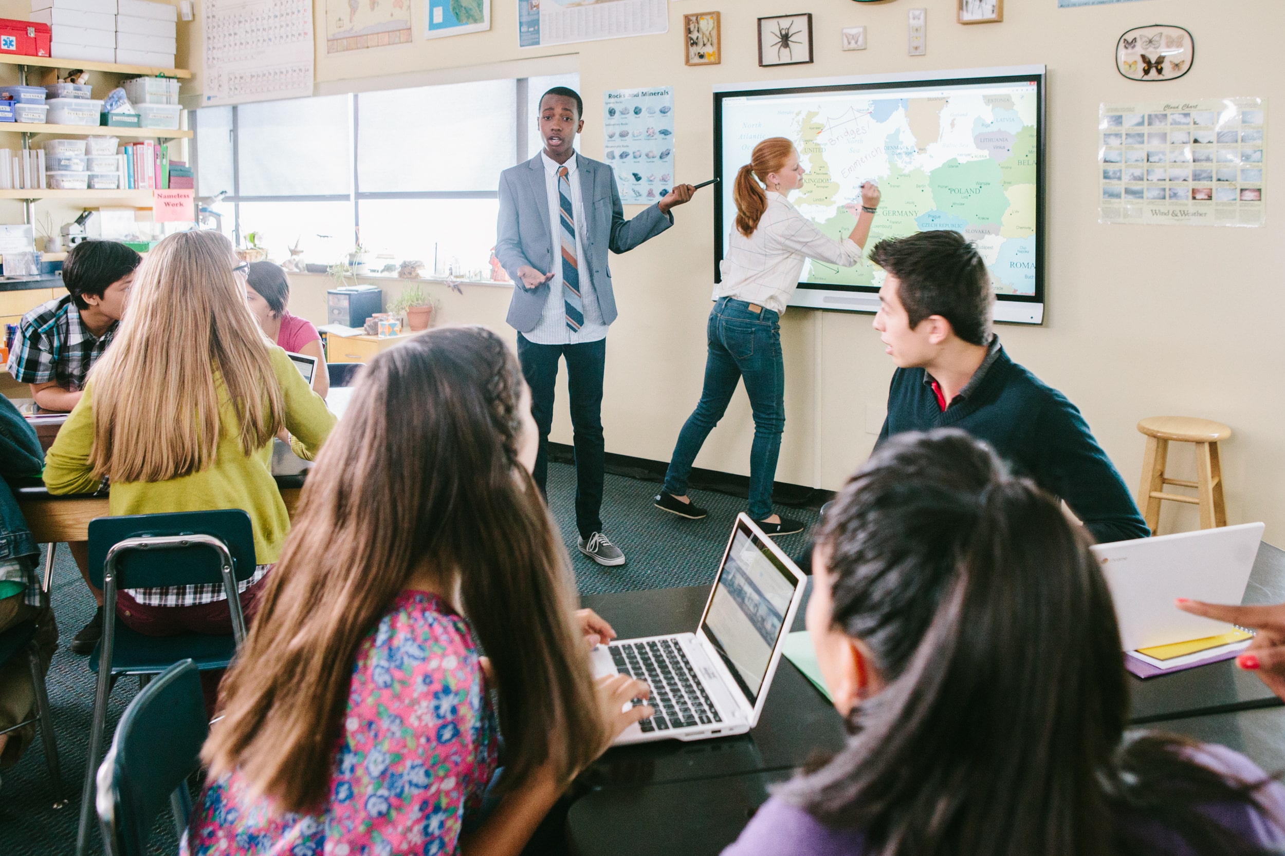 In Use - SMART Board 6000 series - Students - San Francisco 2-min In Use - SMART Board 6000 series - Students - San Francisco 2-min